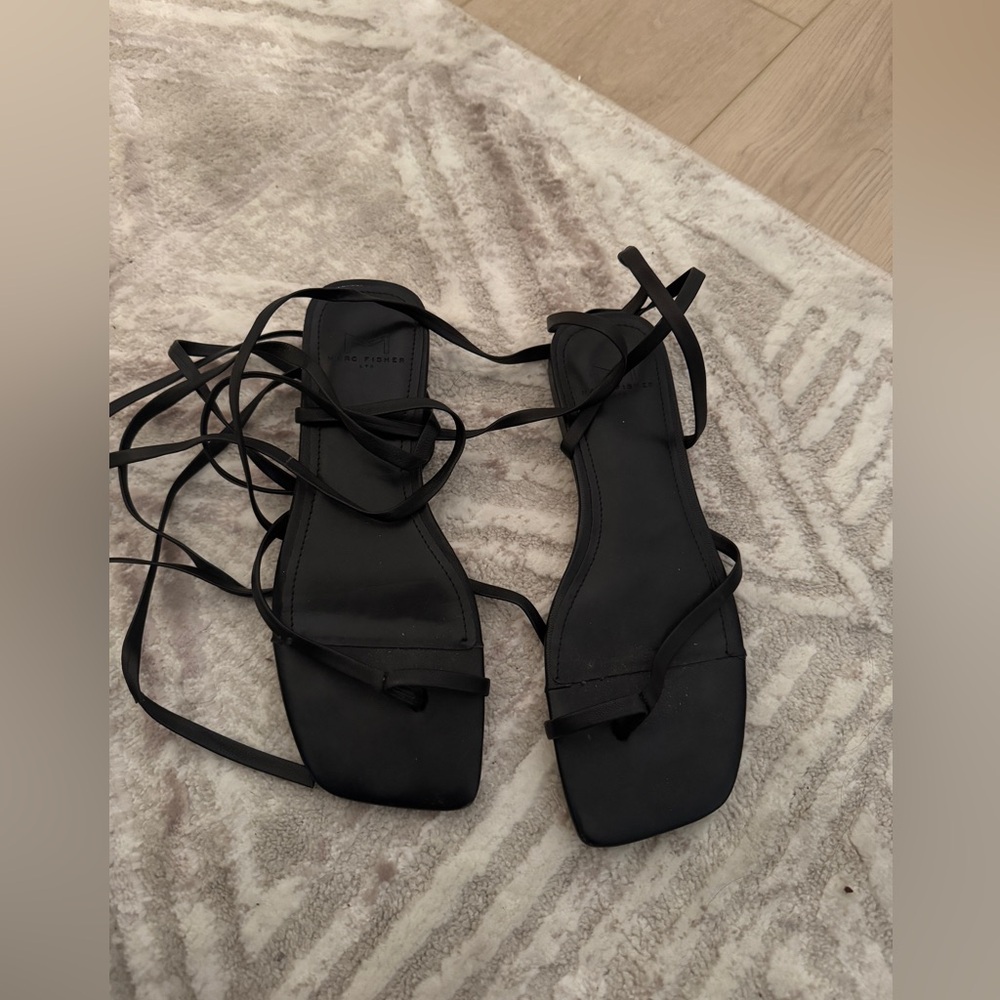 Marc Fisher size 5.5 black lace up sandals